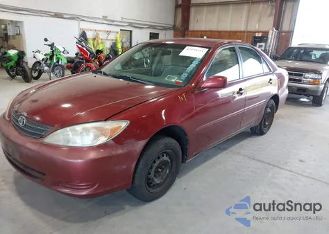 2003 Toyota Camry Le z USA, uszkodzony, nr VIN 4T1BE32K63U216986